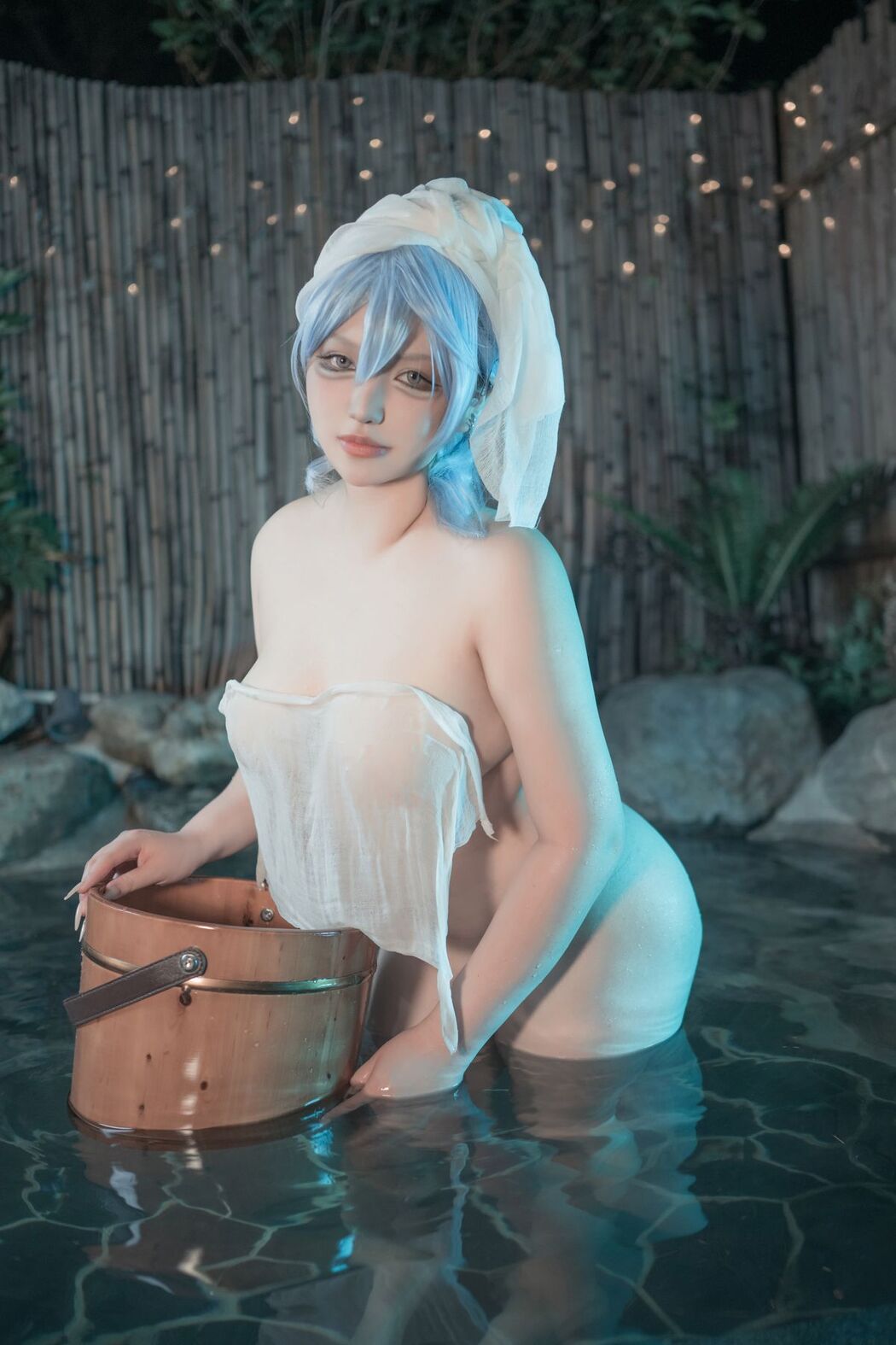 Coser@夏鸽鸽不想起床 – 温泉假日 (47P – 1V)