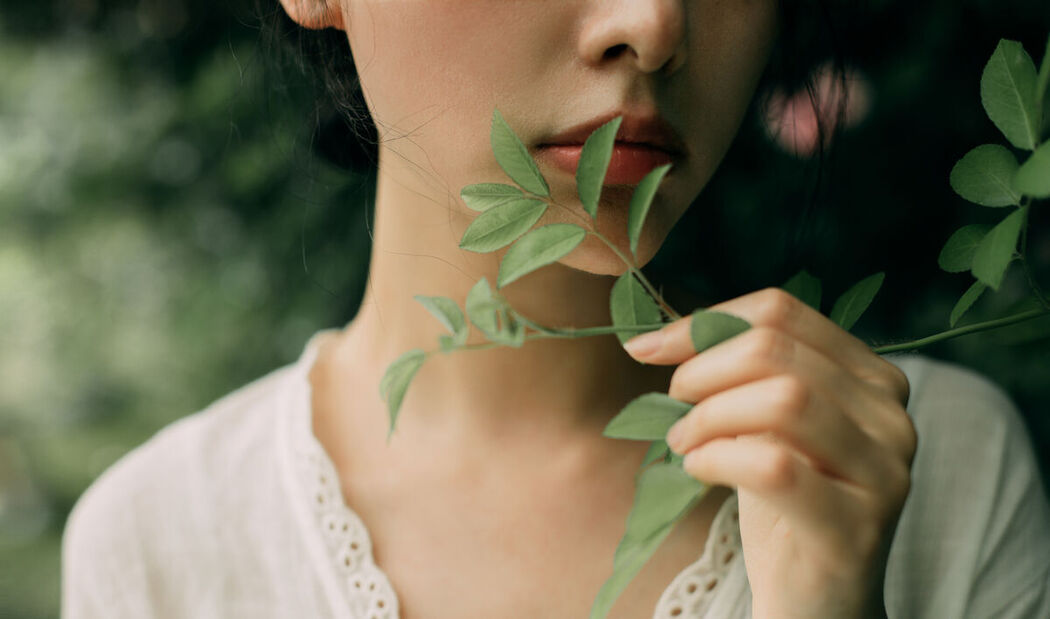 YiTuYu艺图语 Vol.7040 Ang Yang