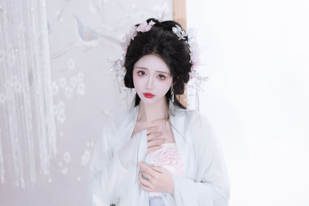 YiTuYu艺图语 Vol.7021 Qi Luo Sheng De Xiao Su Su