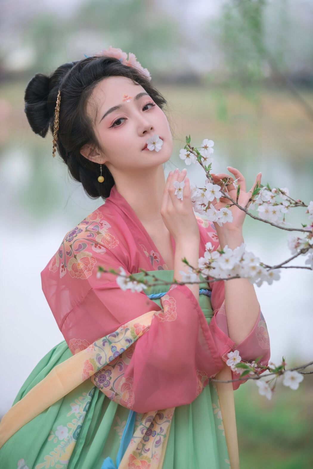YiTuYu艺图语 Vol.7028 Ling Zi Xi