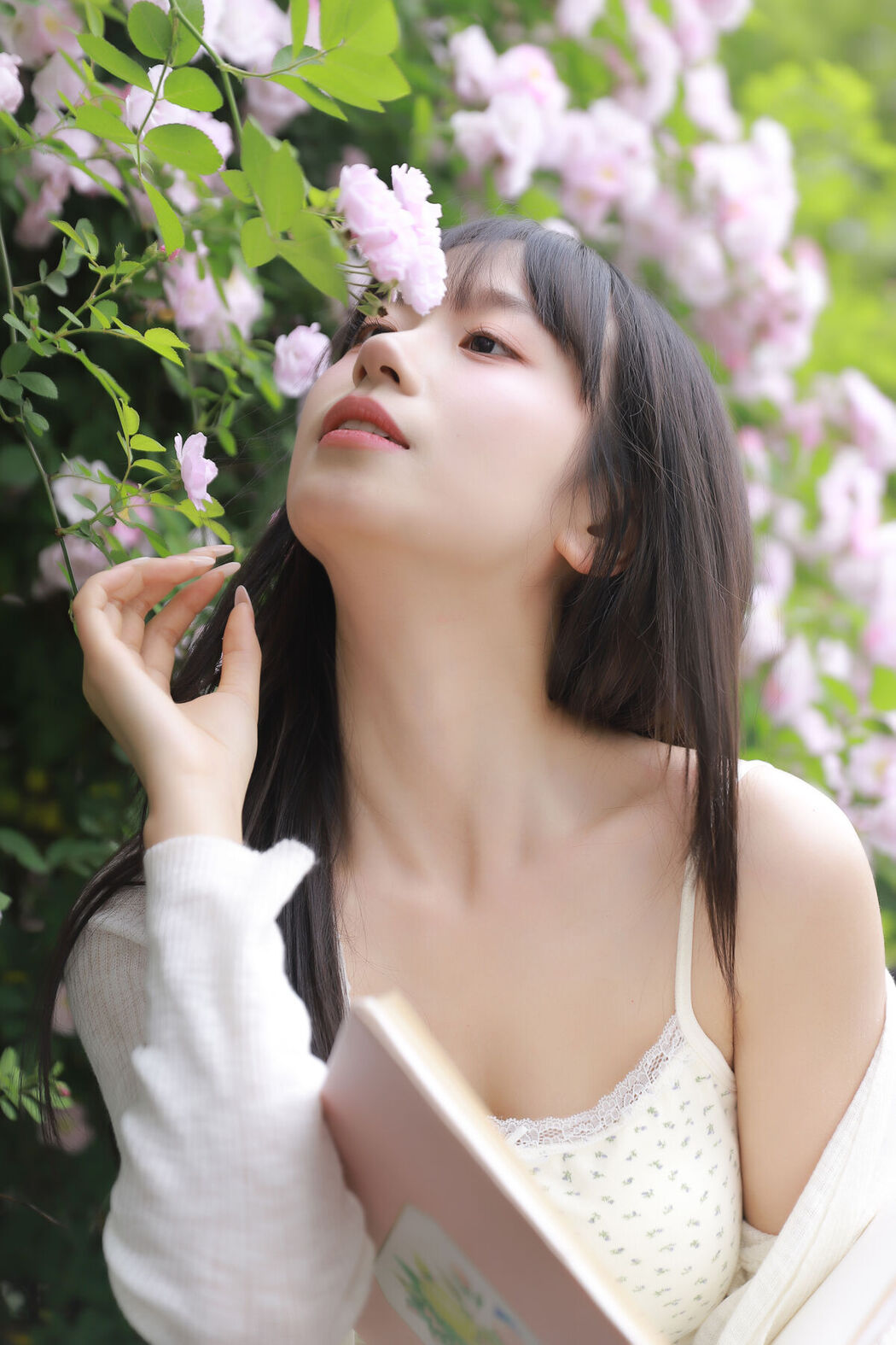 YiTuYu艺图语 Vol.6967 Yan Yun Lin