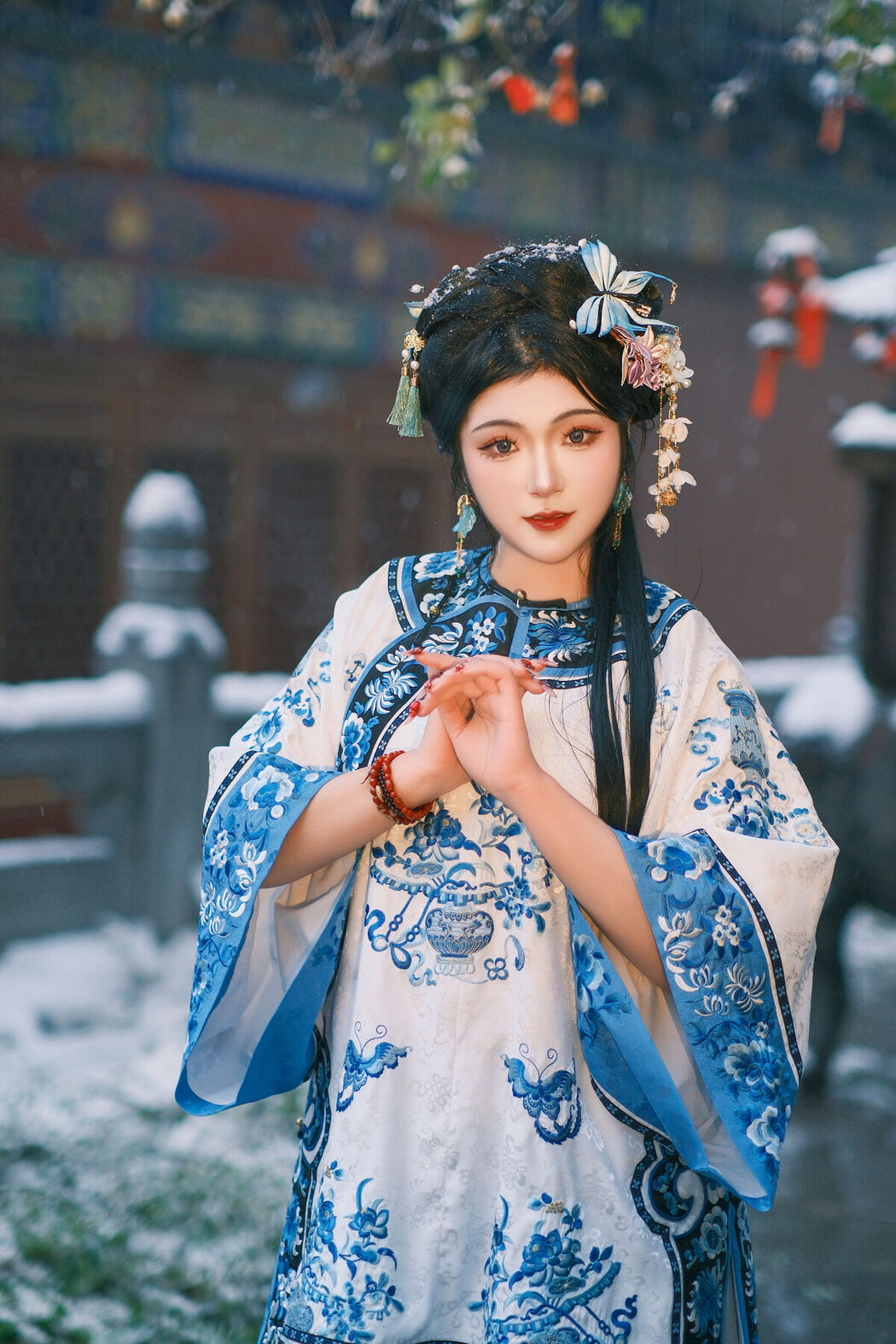 YiTuYu艺图语 Vol.6975 Kailin Jiang