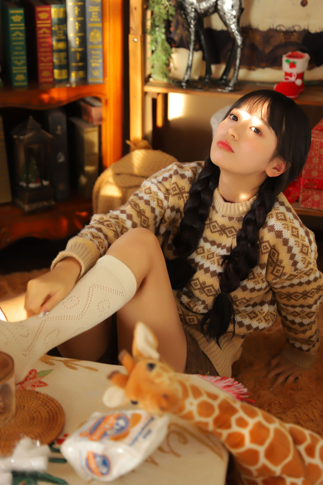 YiTuYu艺图语 Vol.6951 Yan Yun Lin