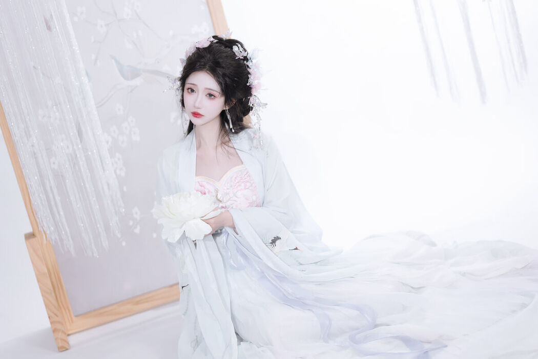 YiTuYu艺图语 Vol.7021 Qi Luo Sheng De Xiao Su Su