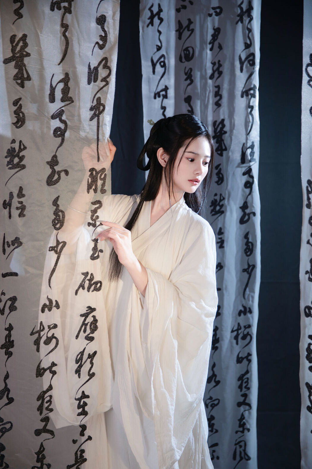 YiTuYu艺图语 Vol.6978 Lxy