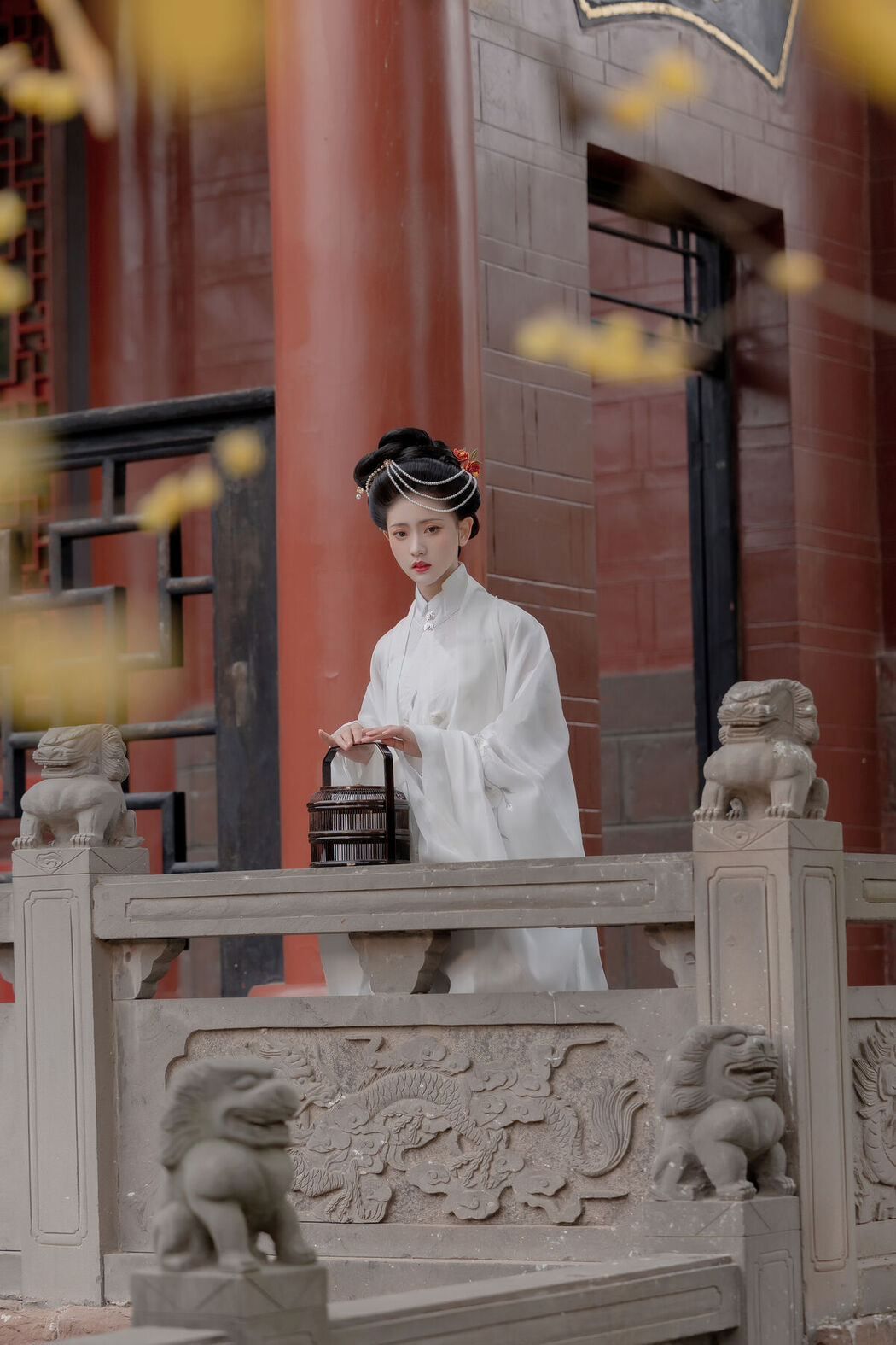 YiTuYu艺图语 Vol.7008 Lin Aki Nai