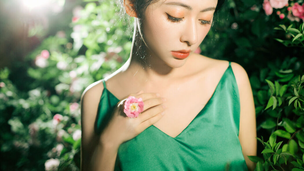 YiTuYu艺图语 Vol.6996 Ang Yang