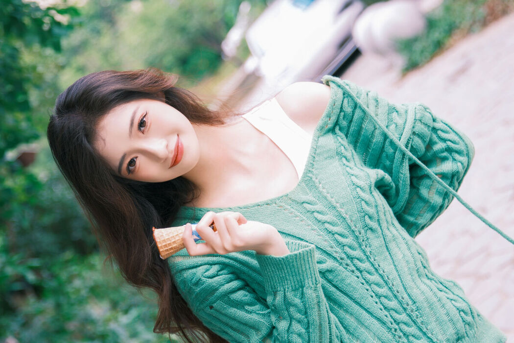 YiTuYu艺图语 Vol.6952 Xiao Dai Tong Xue