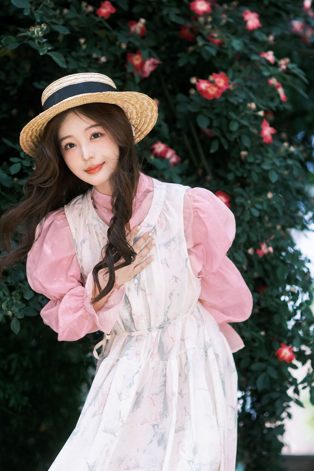 YiTuYu艺图语 Vol.7053 Gao Leng Xiao Bie Tu