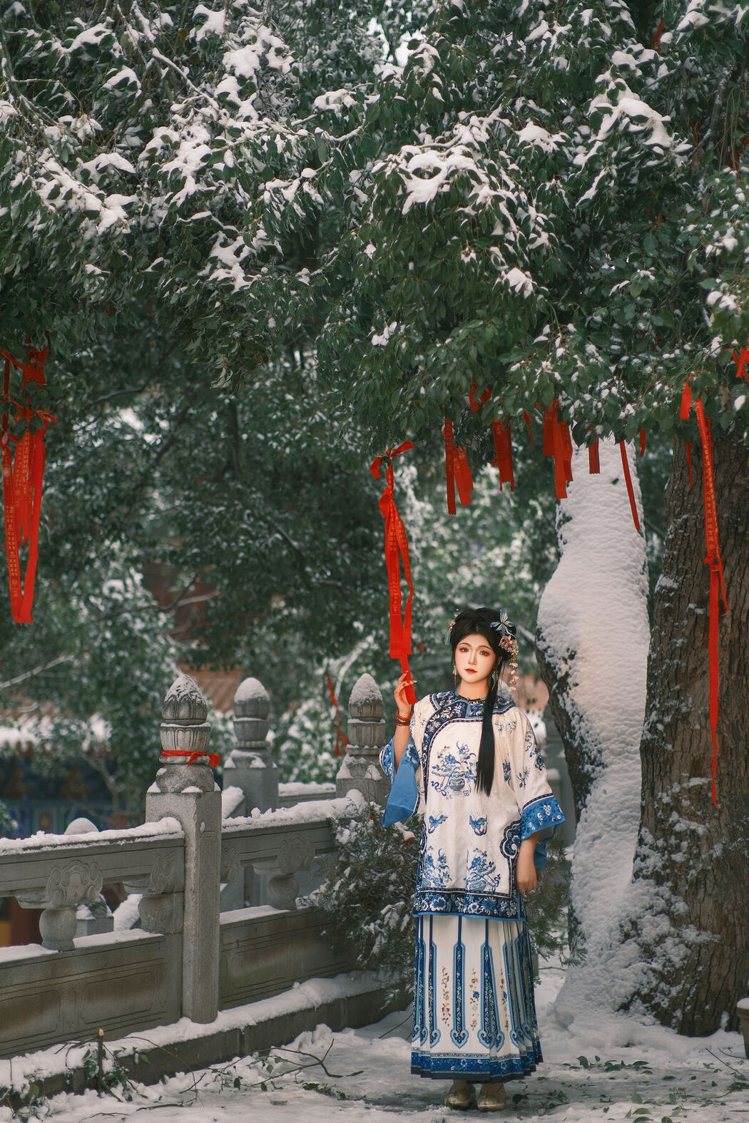 YiTuYu艺图语 Vol.6975 Kailin Jiang
