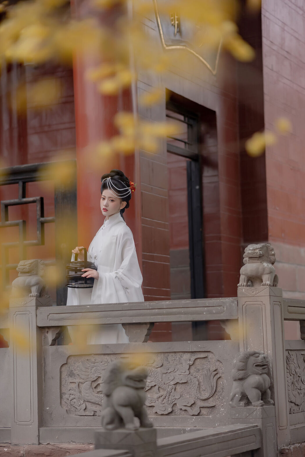 YiTuYu艺图语 Vol.7008 Lin Aki Nai