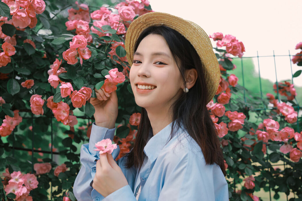 YiTuYu艺图语 Vol.7055 Xiao Meng