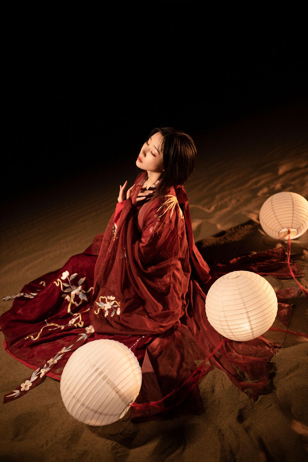 YiTuYu艺图语 Vol.7003 Mu Ge