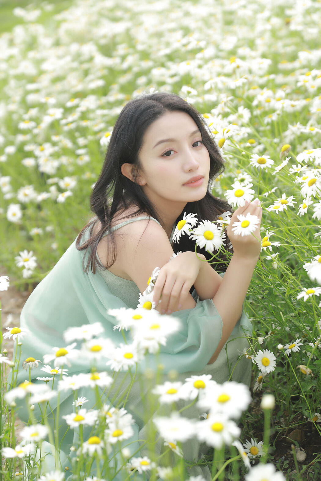 YiTuYu艺图语 Vol.7001 Jing Zi Jinns