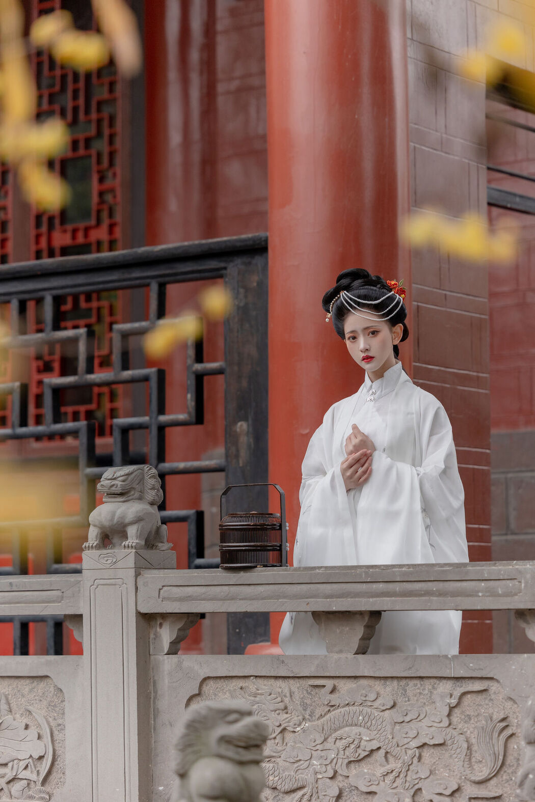 YiTuYu艺图语 Vol.7008 Lin Aki Nai