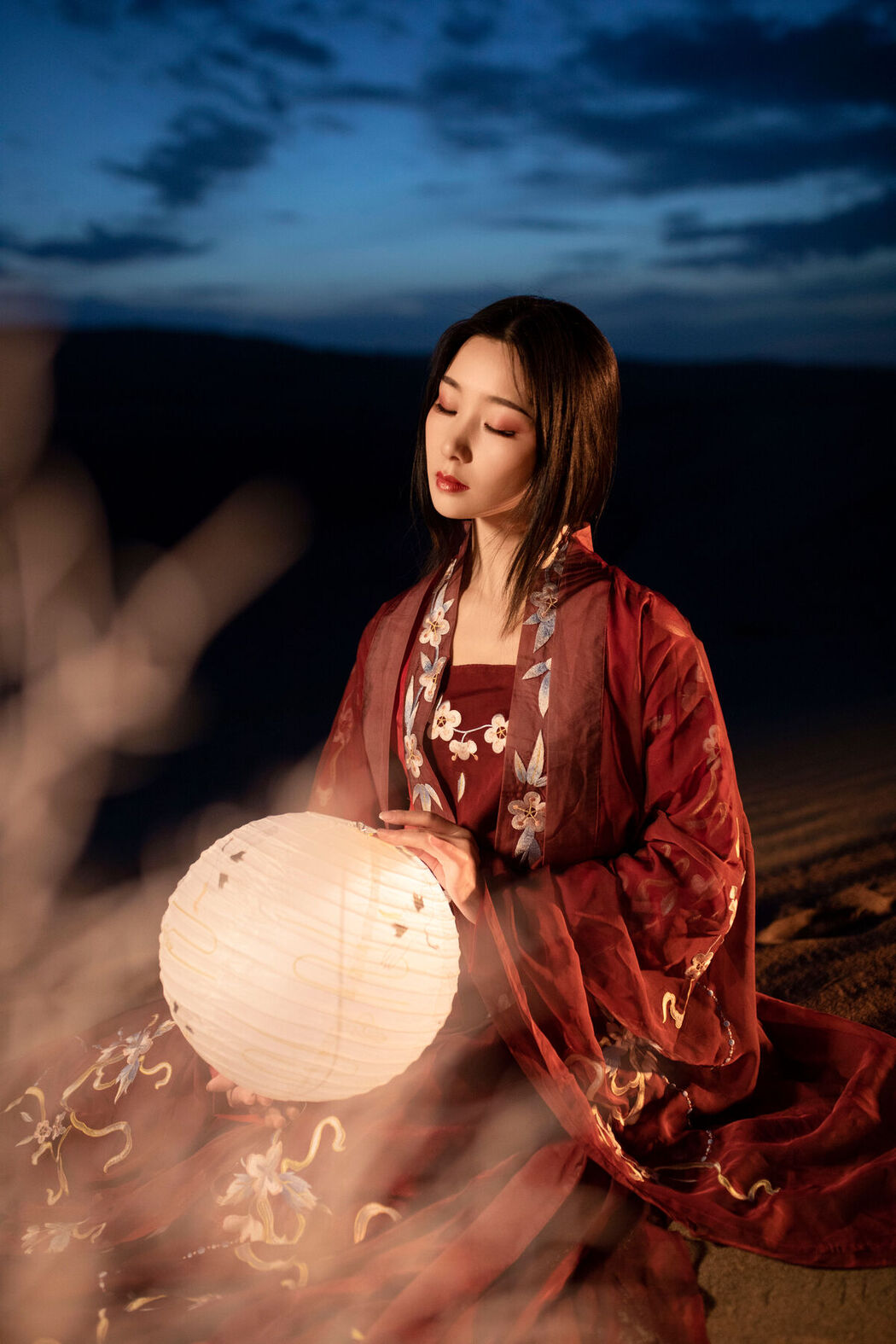 YiTuYu艺图语 Vol.7003 Mu Ge