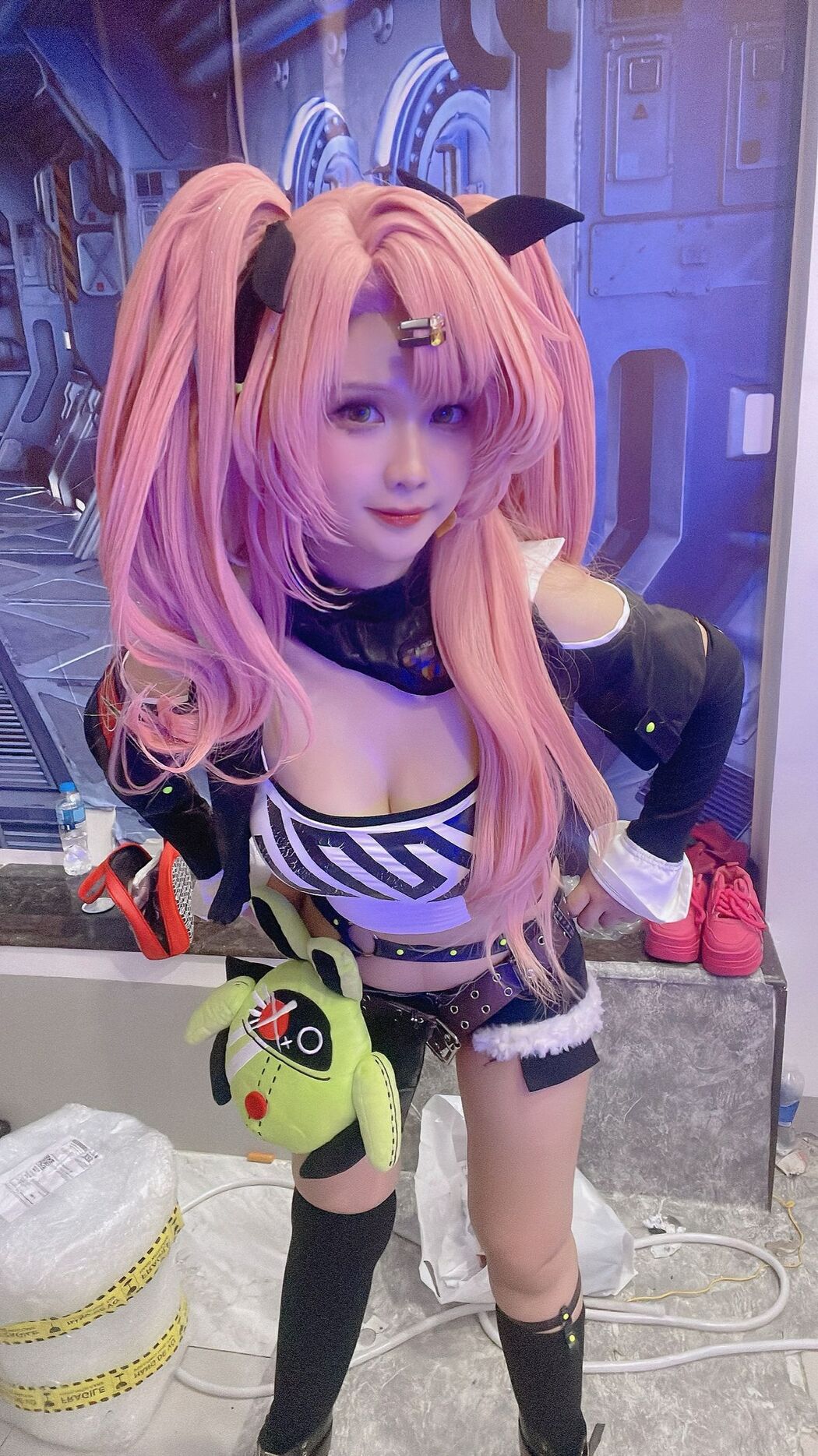 Coser@Pyon – Nicole Demara (53P)