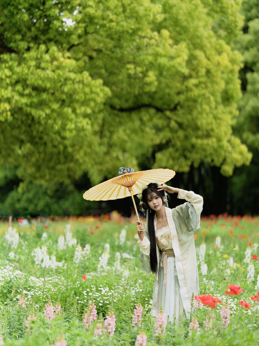 YiTuYu艺图语 Vol.7054 Shi Luo Man Di Qiu