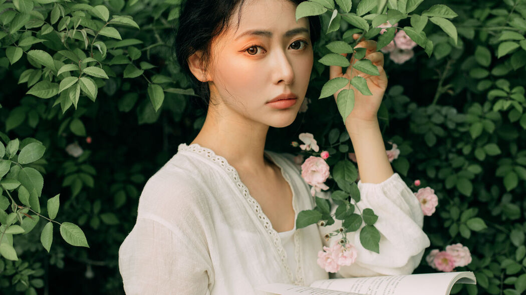 YiTuYu艺图语 Vol.7040 Ang Yang