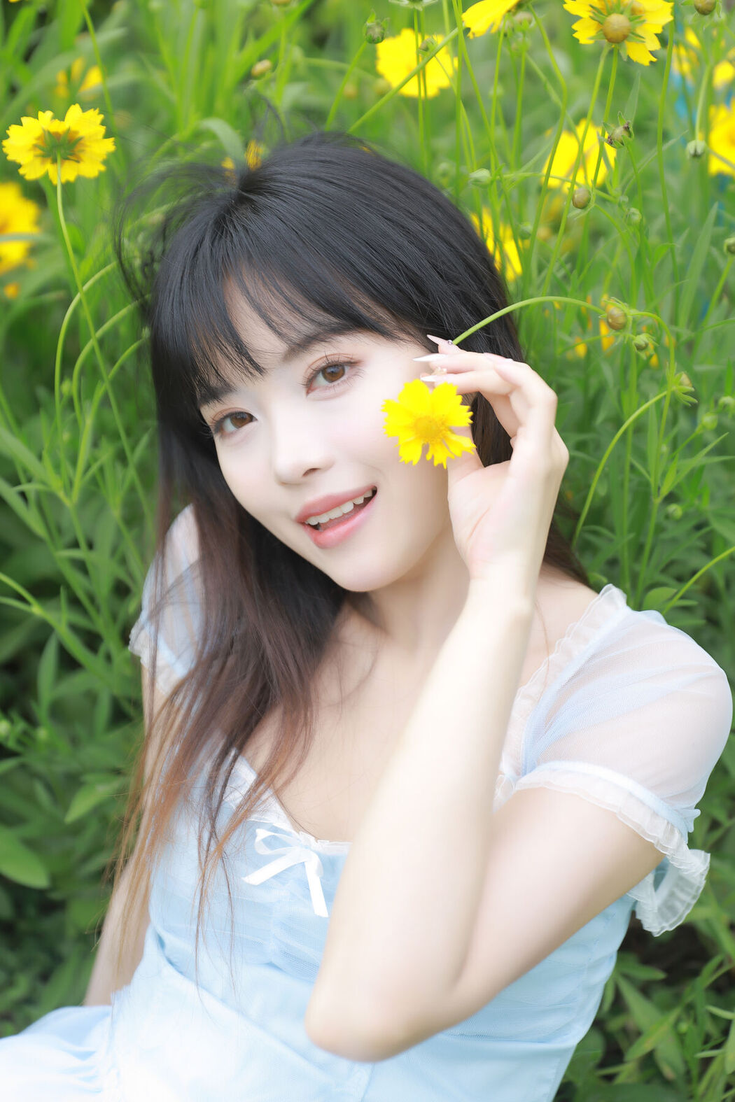 YiTuYu艺图语 Vol.7045 Xiao Wei Ren Er