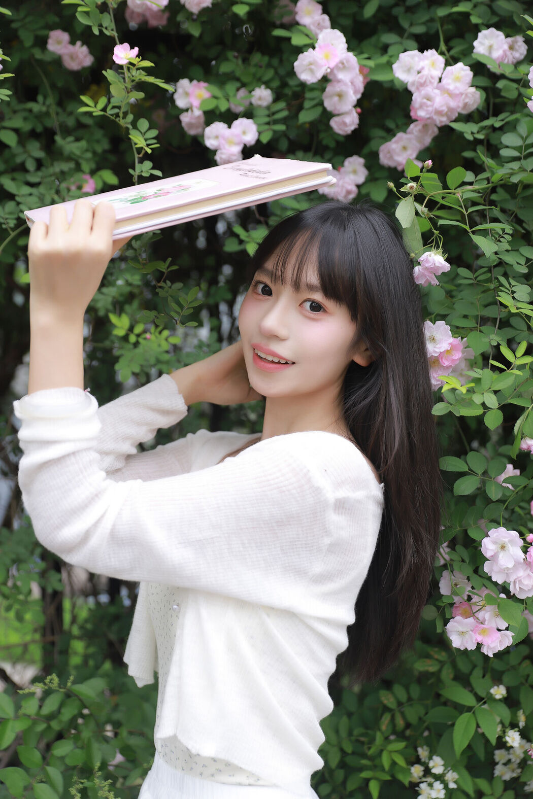 YiTuYu艺图语 Vol.6967 Yan Yun Lin