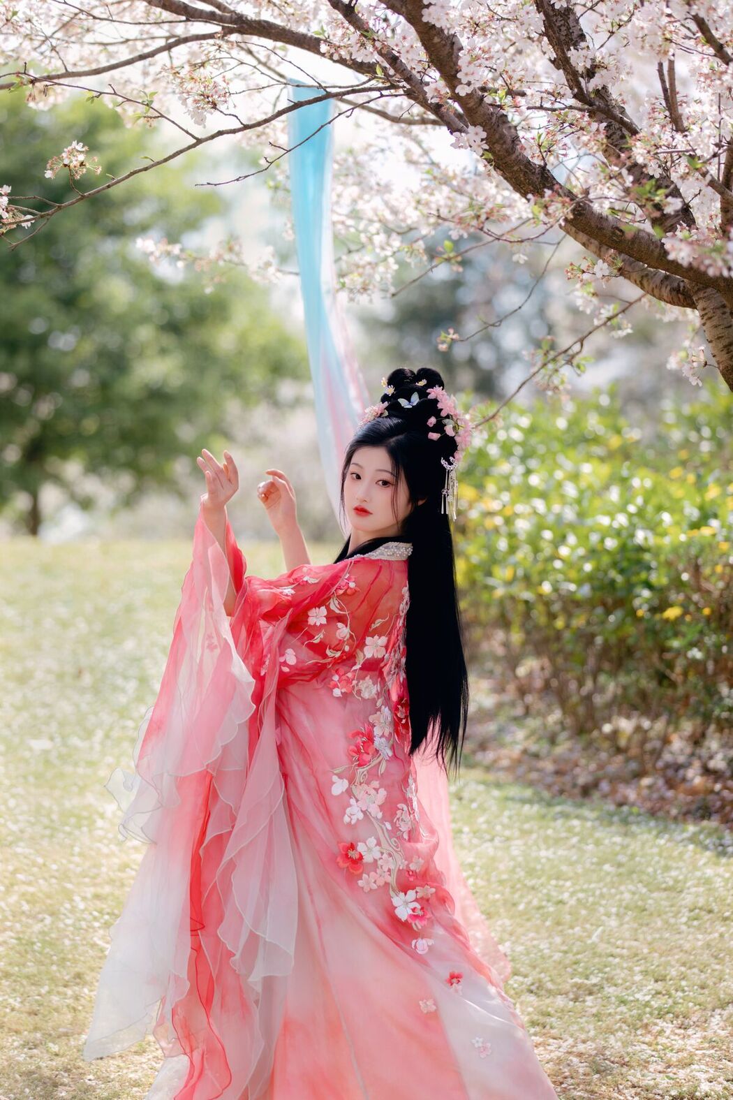 YiTuYu艺图语 Vol.7033 Yang Yang