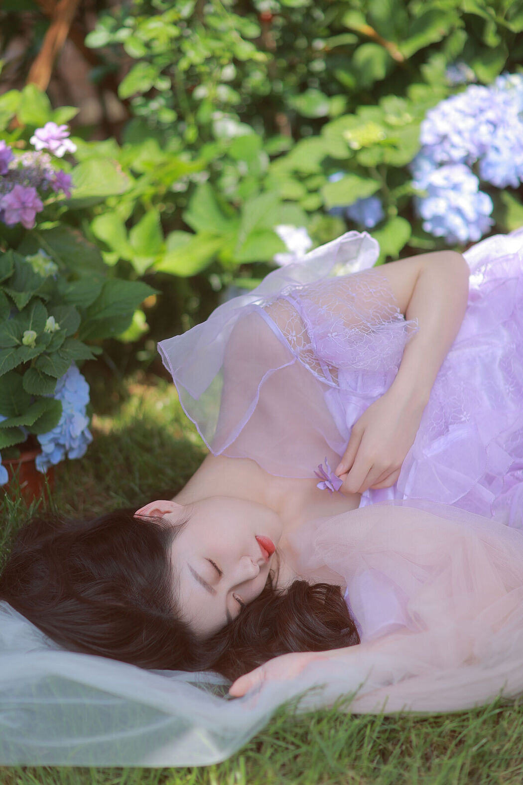 YiTuYu艺图语 Vol.6993 Zhang Yan Qiu