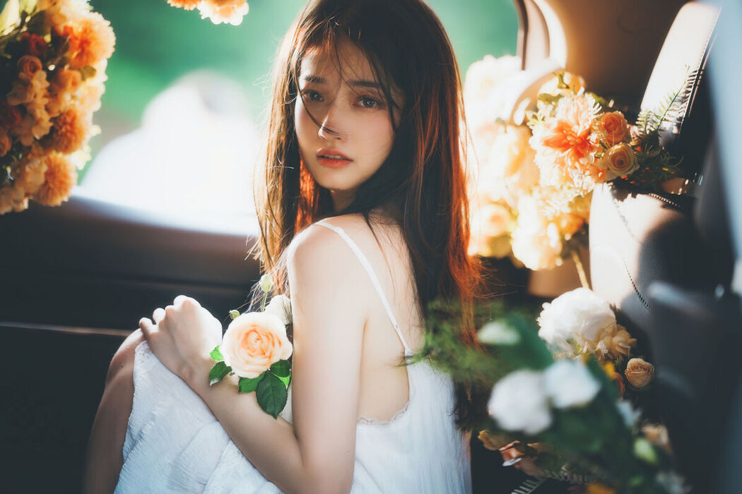 YiTuYu艺图语 Vol.6977 Jiu Jiu Shi