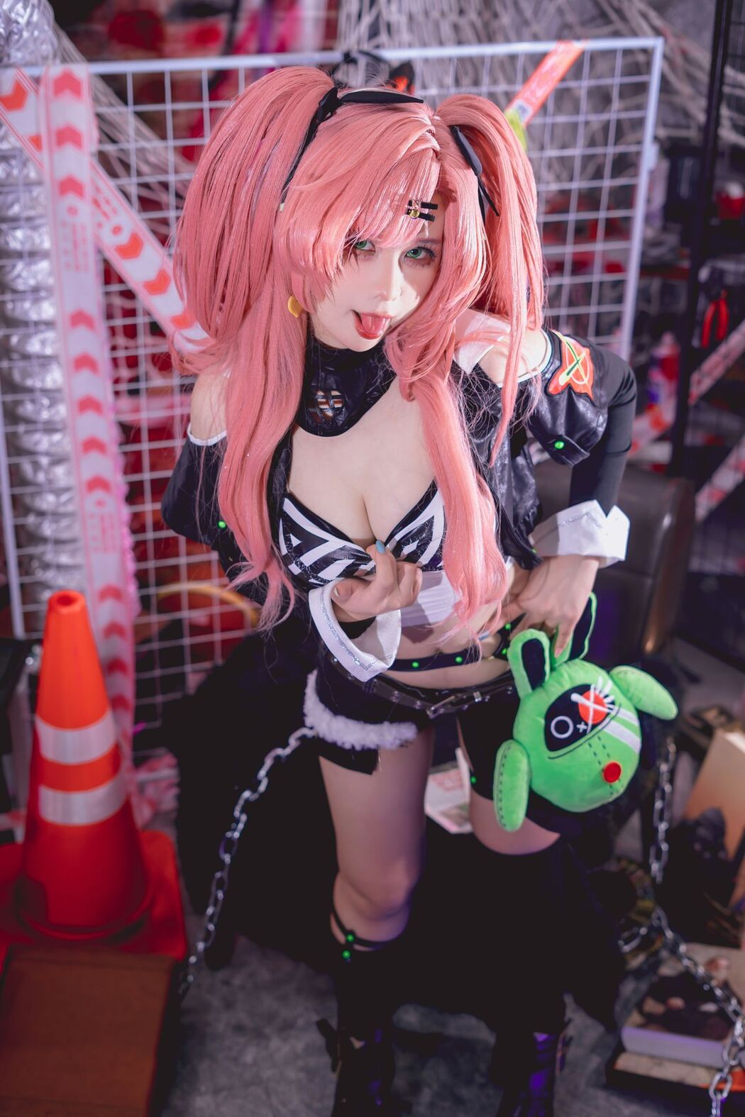Coser@Pyon – Nicole Demara (53P)