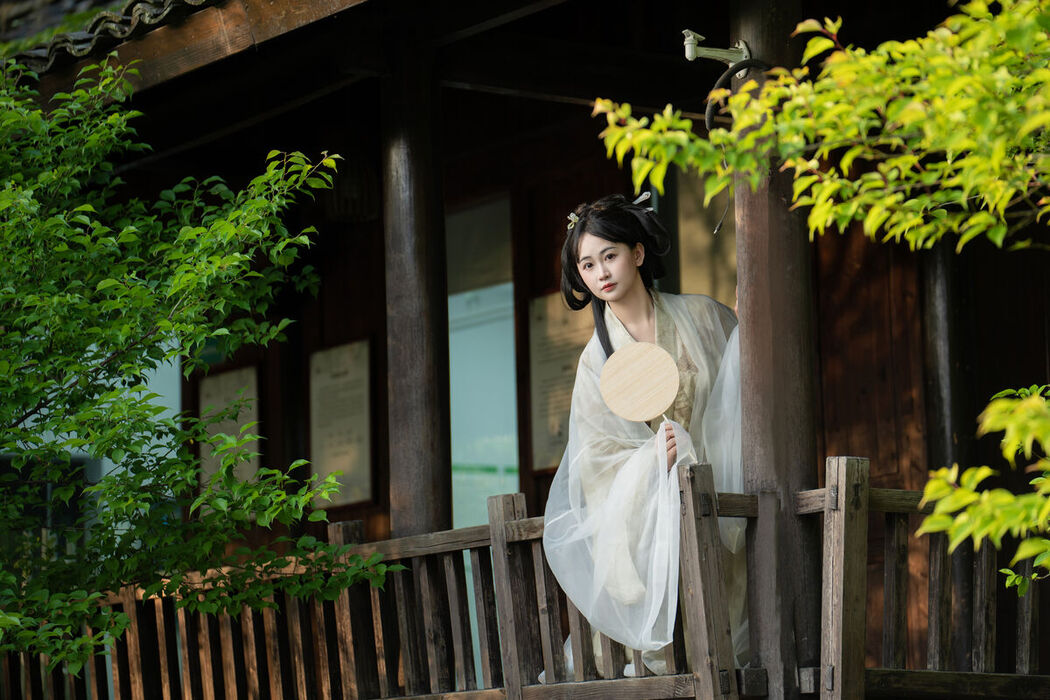 YiTuYu艺图语 Vol.6973 Jiao Yi Zhi Sui Sui
