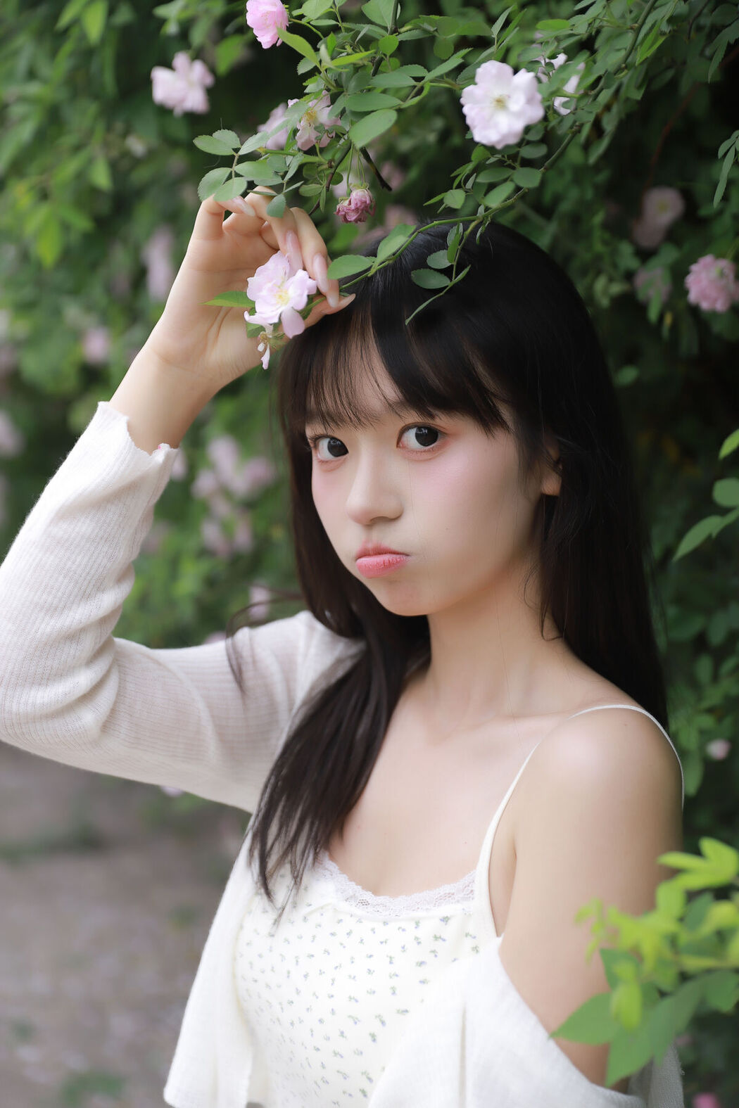 YiTuYu艺图语 Vol.6967 Yan Yun Lin