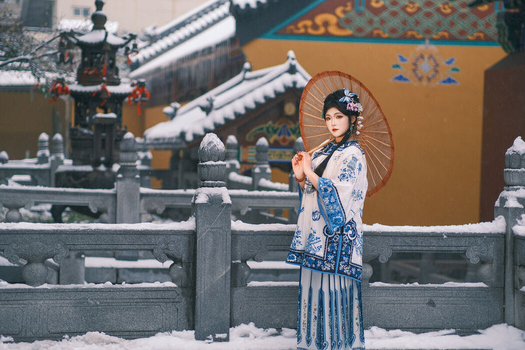 YiTuYu艺图语 Vol.6975 Kailin Jiang