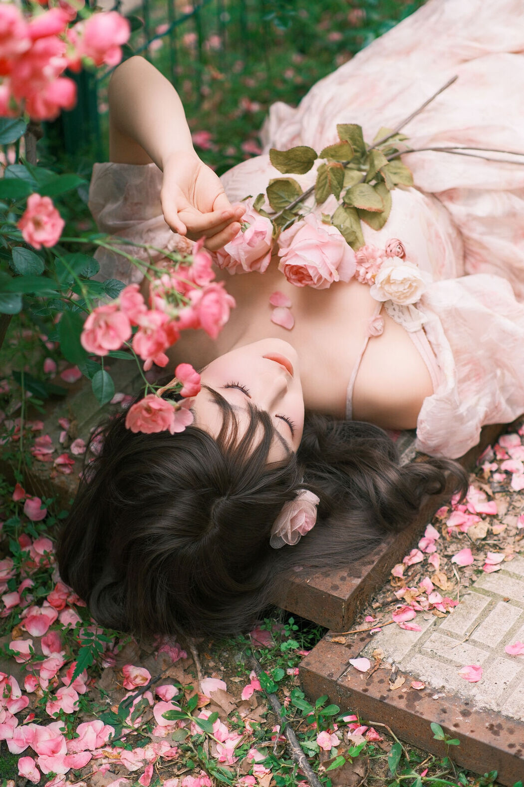 YiTuYu艺图语 Vol.7020 Bu Ke Ai De He He Miao