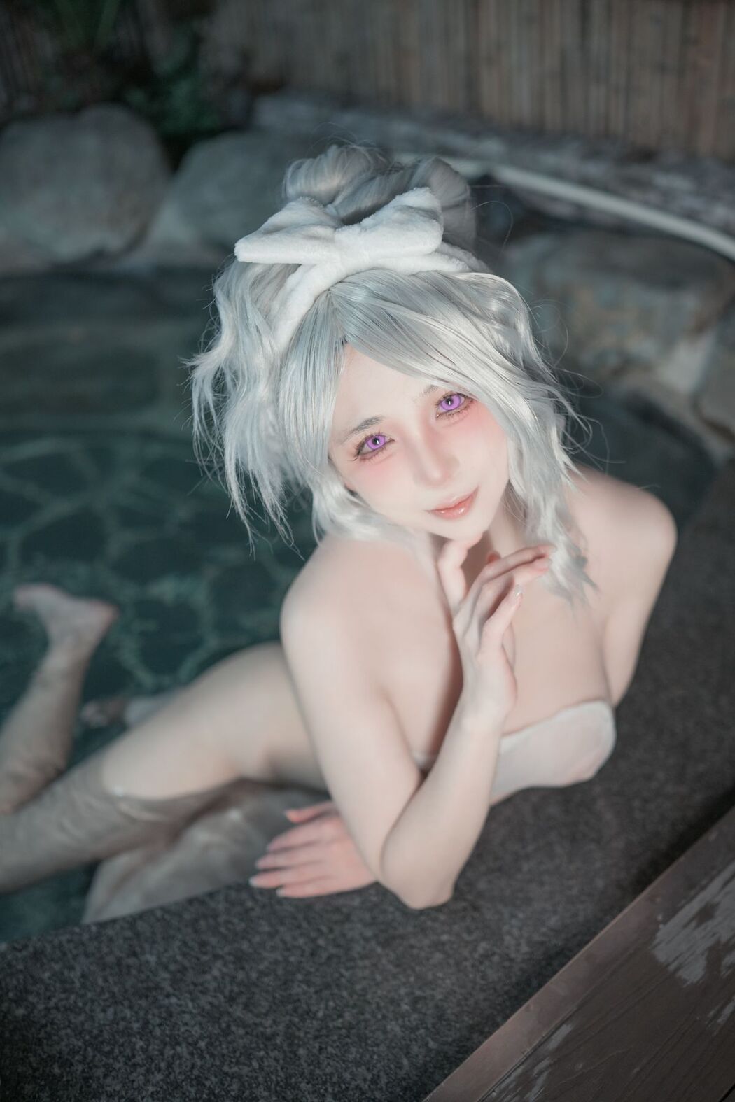 Coser@夏鸽鸽不想起床 – 温泉假日 (47P – 1V)