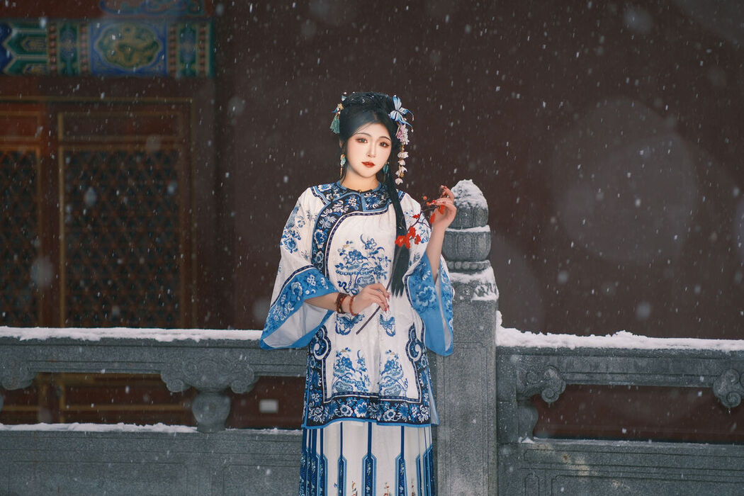 YiTuYu艺图语 Vol.6975 Kailin Jiang