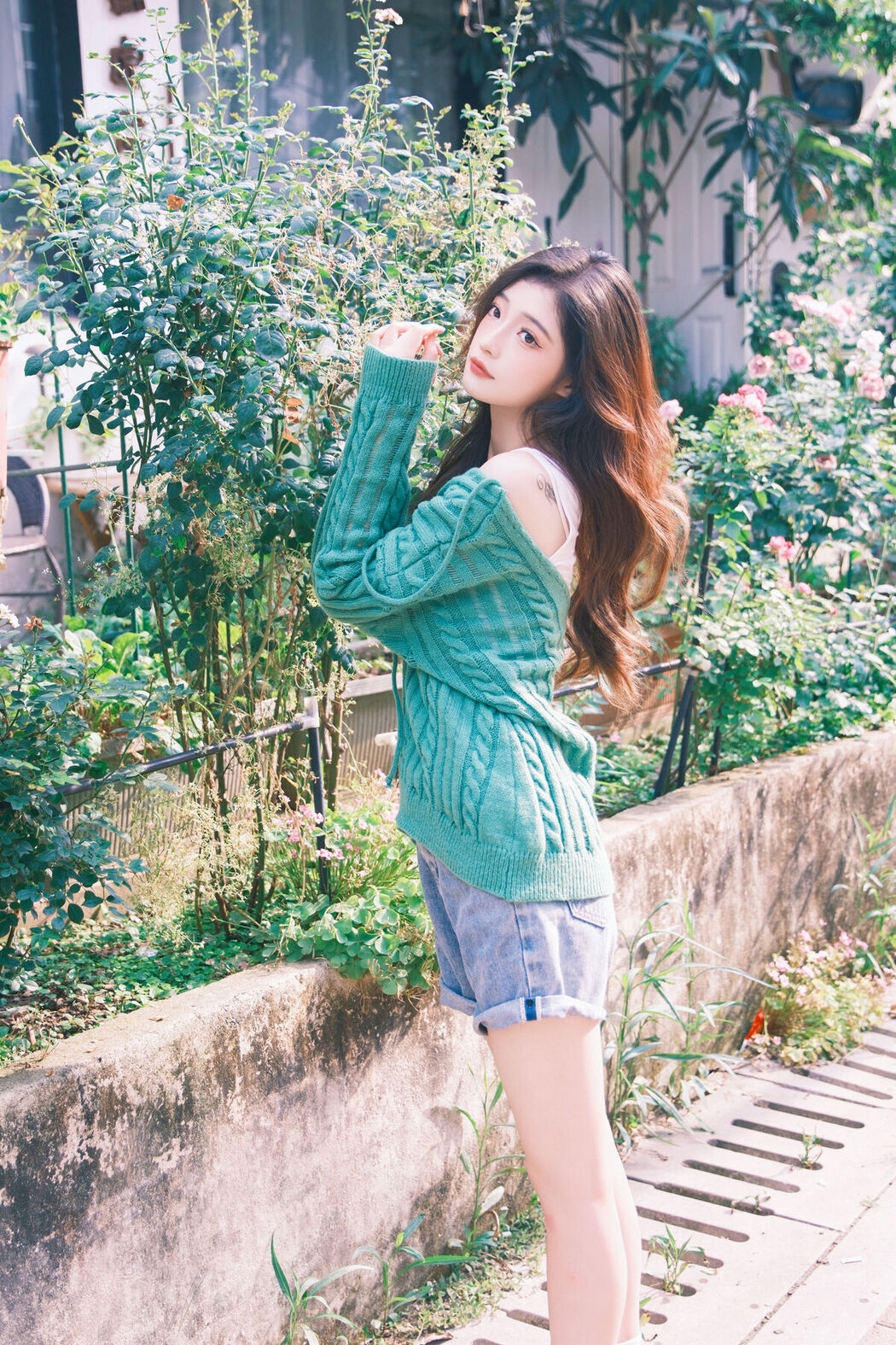 YiTuYu艺图语 Vol.6952 Xiao Dai Tong Xue