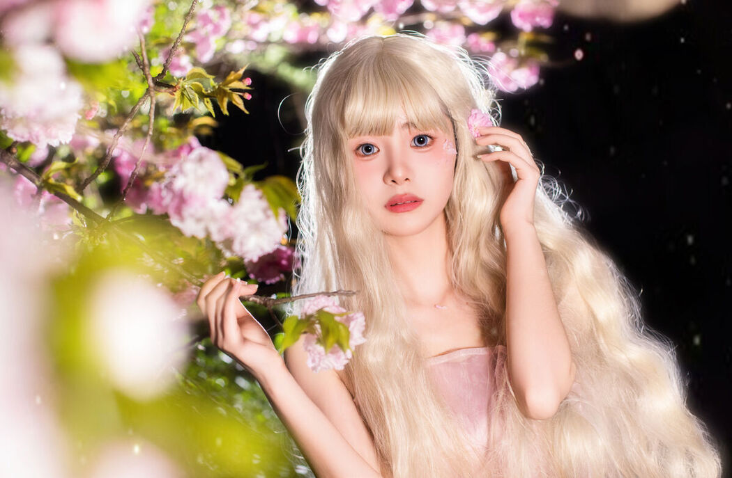 YiTuYu艺图语 Vol.7048 Yu Qi