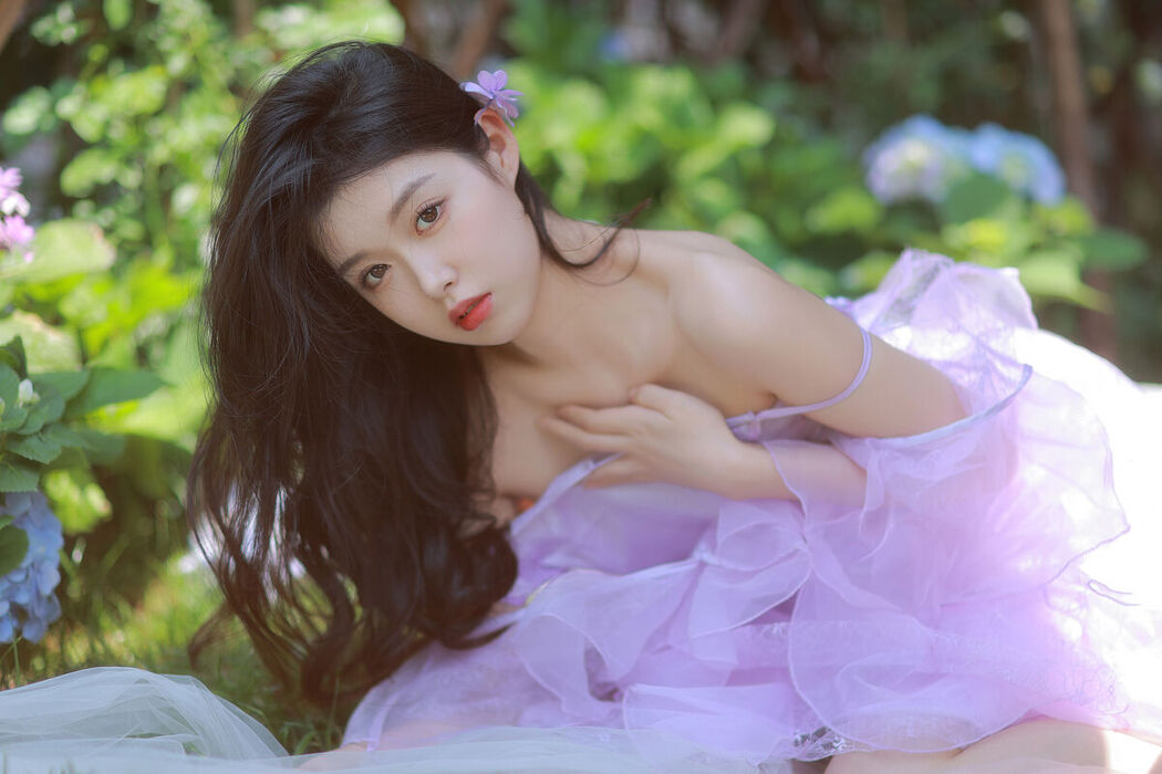 YiTuYu艺图语 Vol.6993 Zhang Yan Qiu