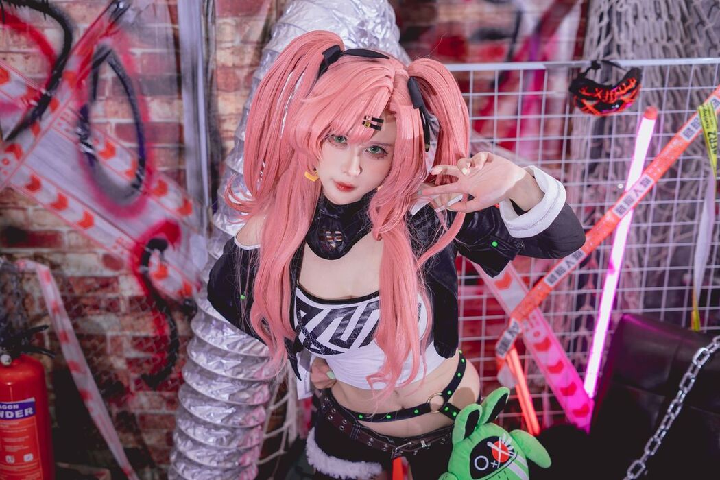 Coser@Pyon – Nicole Demara (53P)