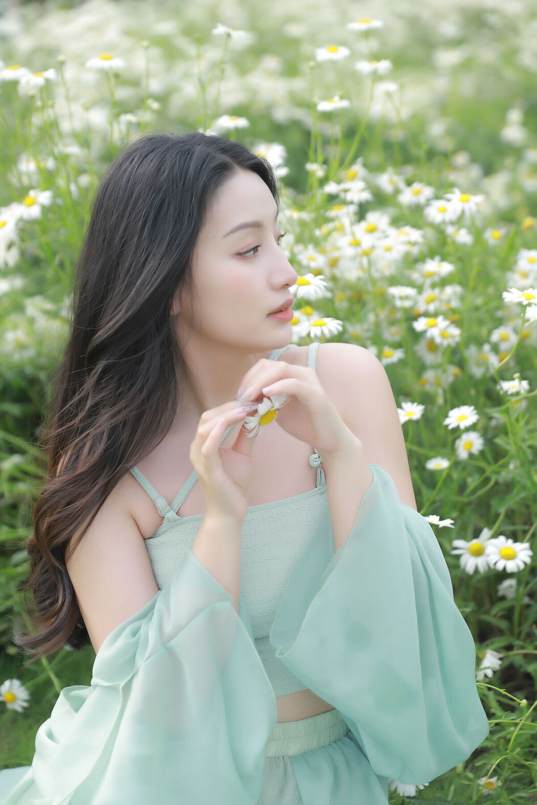 YiTuYu艺图语 Vol.7001 Jing Zi Jinns