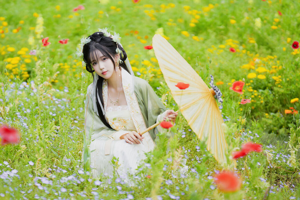 YiTuYu艺图语 Vol.7054 Shi Luo Man Di Qiu