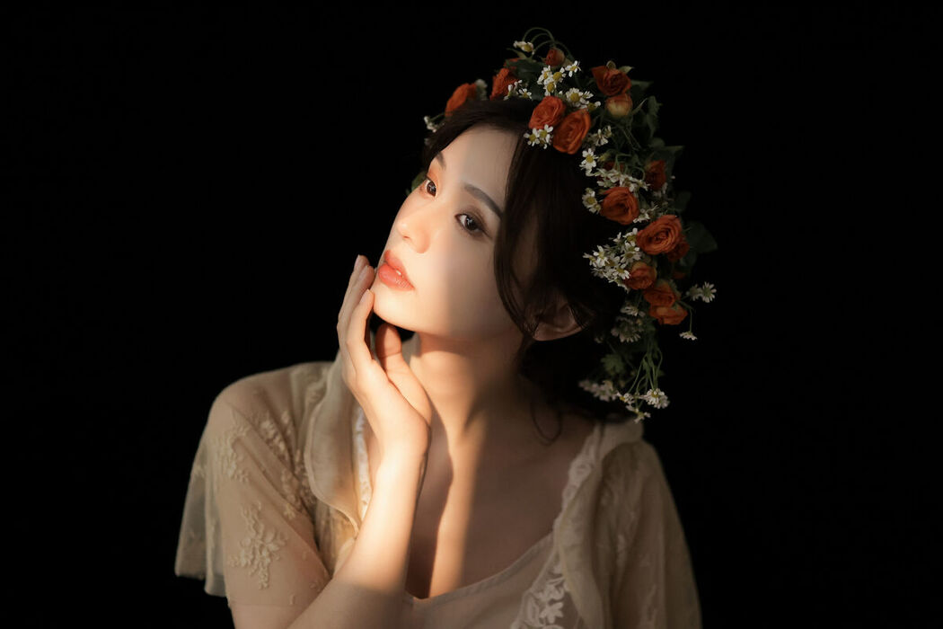 YiTuYu艺图语 Vol.6982 Peng Xiao Ya Ya