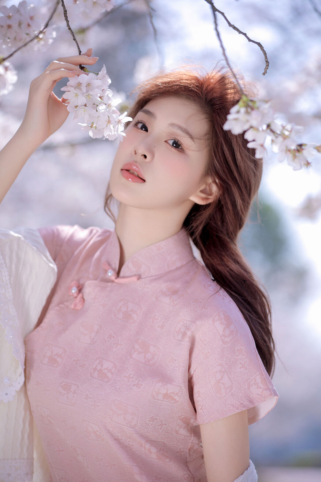 YiTuYu艺图语 Vol.6954 Luo Yan