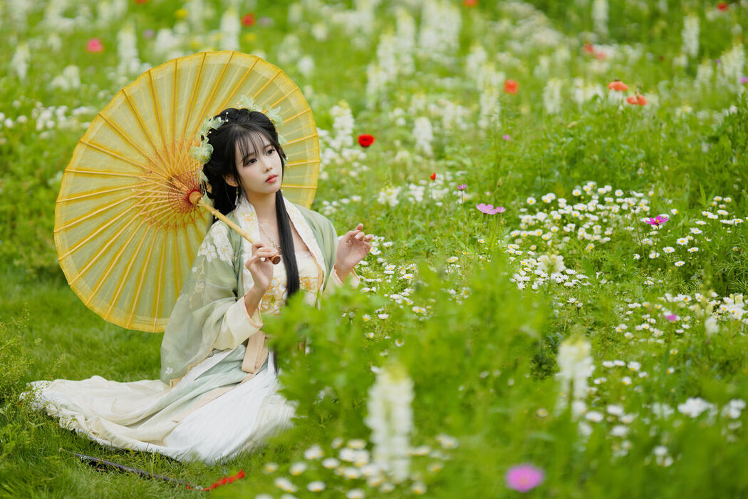 YiTuYu艺图语 Vol.7054 Shi Luo Man Di Qiu