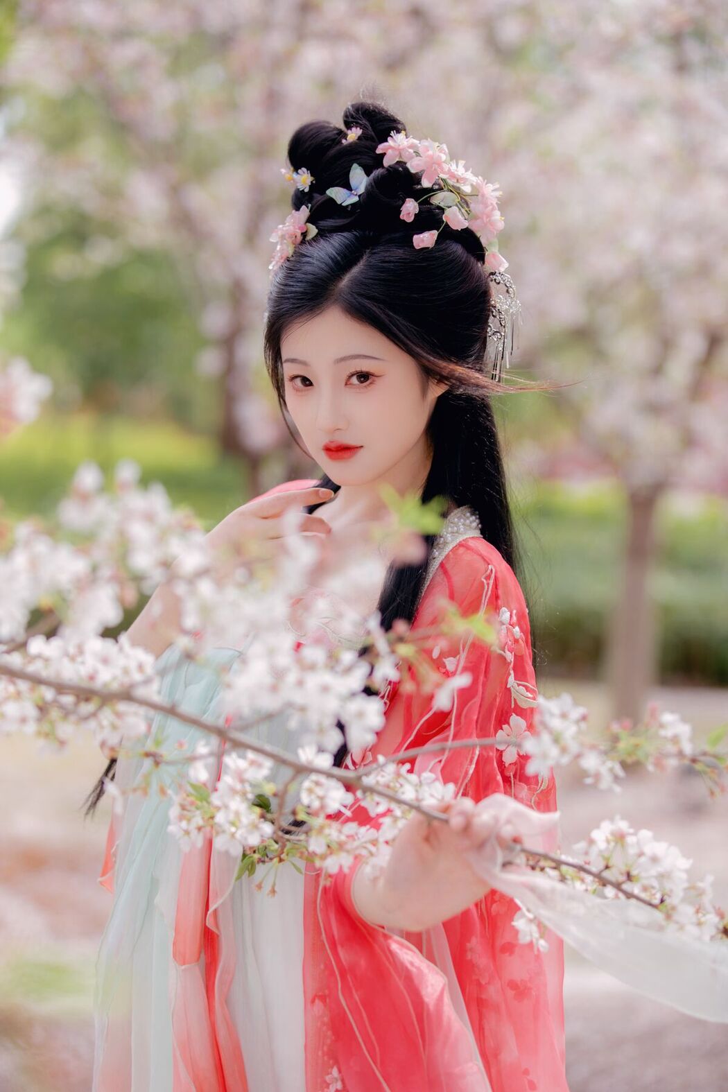 YiTuYu艺图语 Vol.7033 Yang Yang