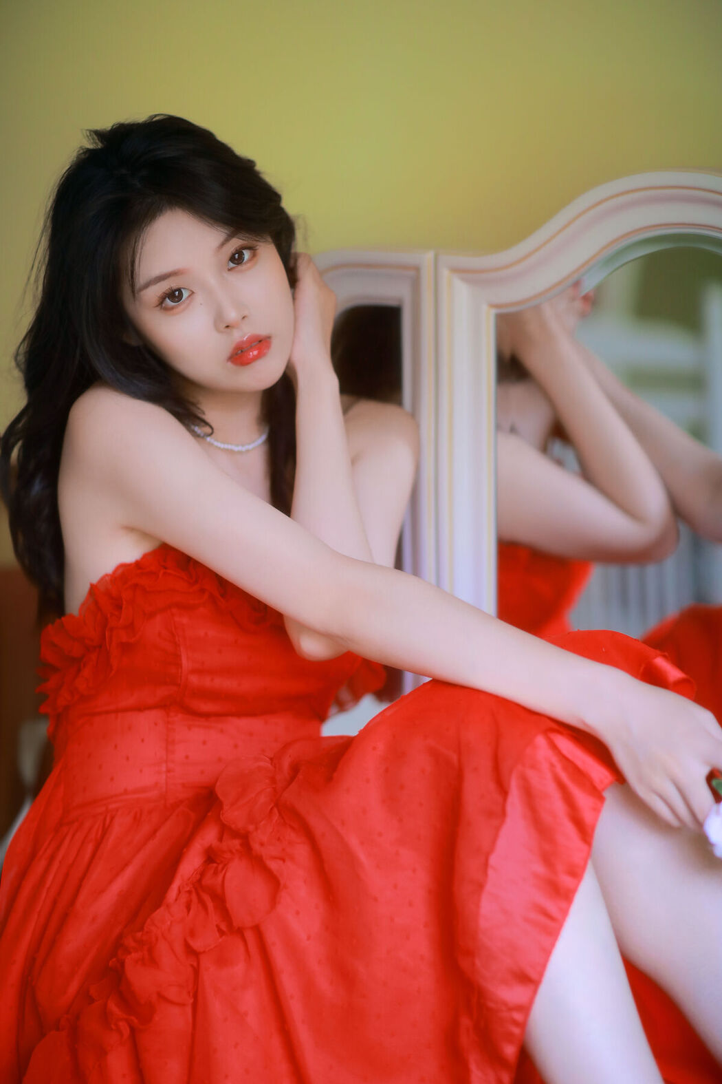 YiTuYu艺图语 Vol.6966 Zhang Yan Qiu