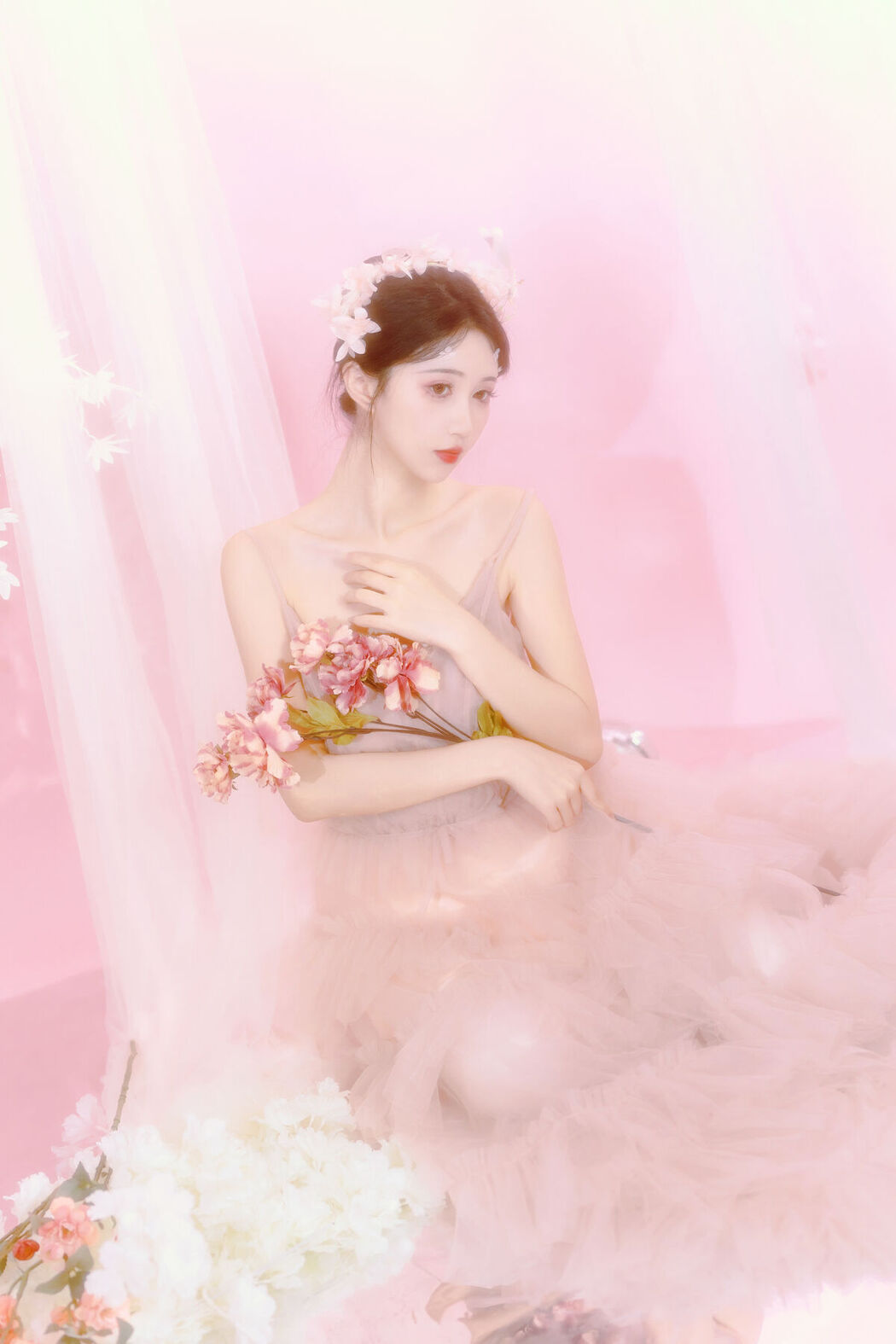YiTuYu艺图语 Vol.7012 Qi Luo Sheng De Xiao Su Su