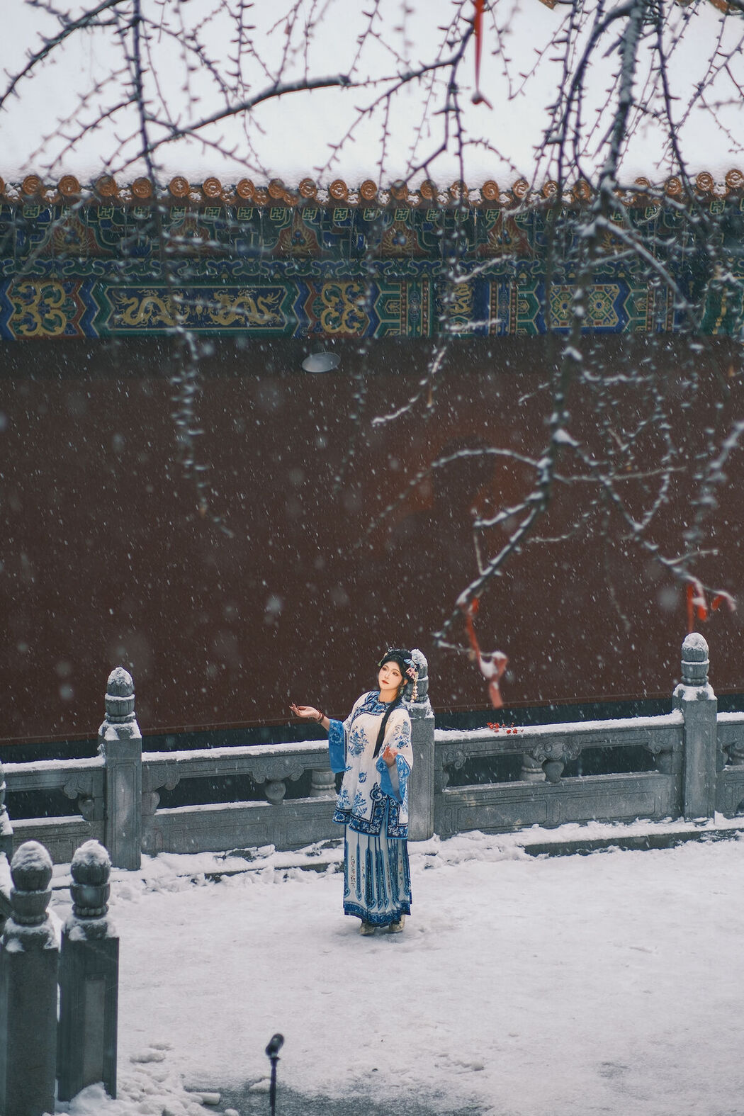 YiTuYu艺图语 Vol.6975 Kailin Jiang