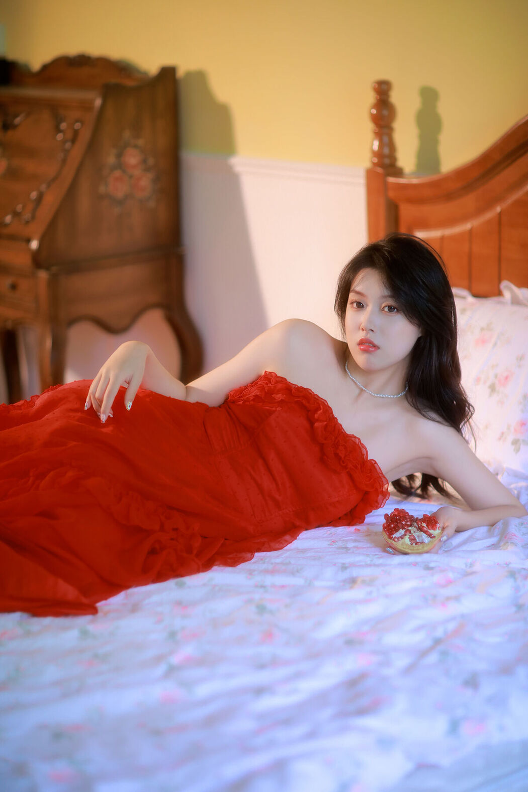 YiTuYu艺图语 Vol.6966 Zhang Yan Qiu