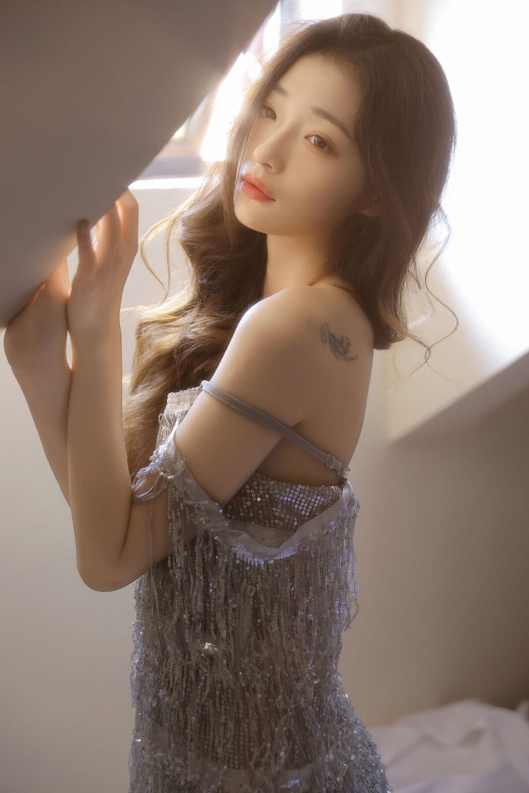 YiTuYu艺图语 Vol.7043 Xiao Dai Tong Xue